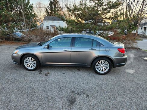 Used 2012 Chrysler 200 Limited image 26