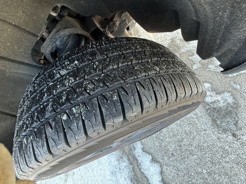 Used 2017 GMC Sierra 1500 Base 4x4 4dr Double Cab 6.5 ft image 30