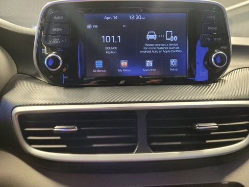 Used 2019 Hyundai Tucson SE image 25