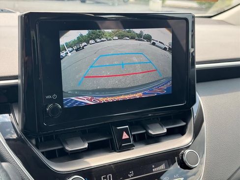 Used 2026 Toyota Corolla LE FWD image 23