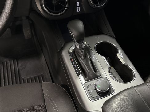 Used 2021 Chevrolet Blazer LT FWD image 41