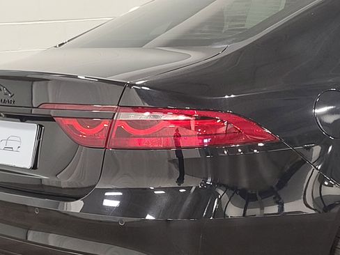 New 2024 Jaguar XF R-Dynamic SE image 18