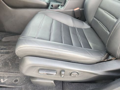 Used 2023 Honda CR-V EX-L image 29