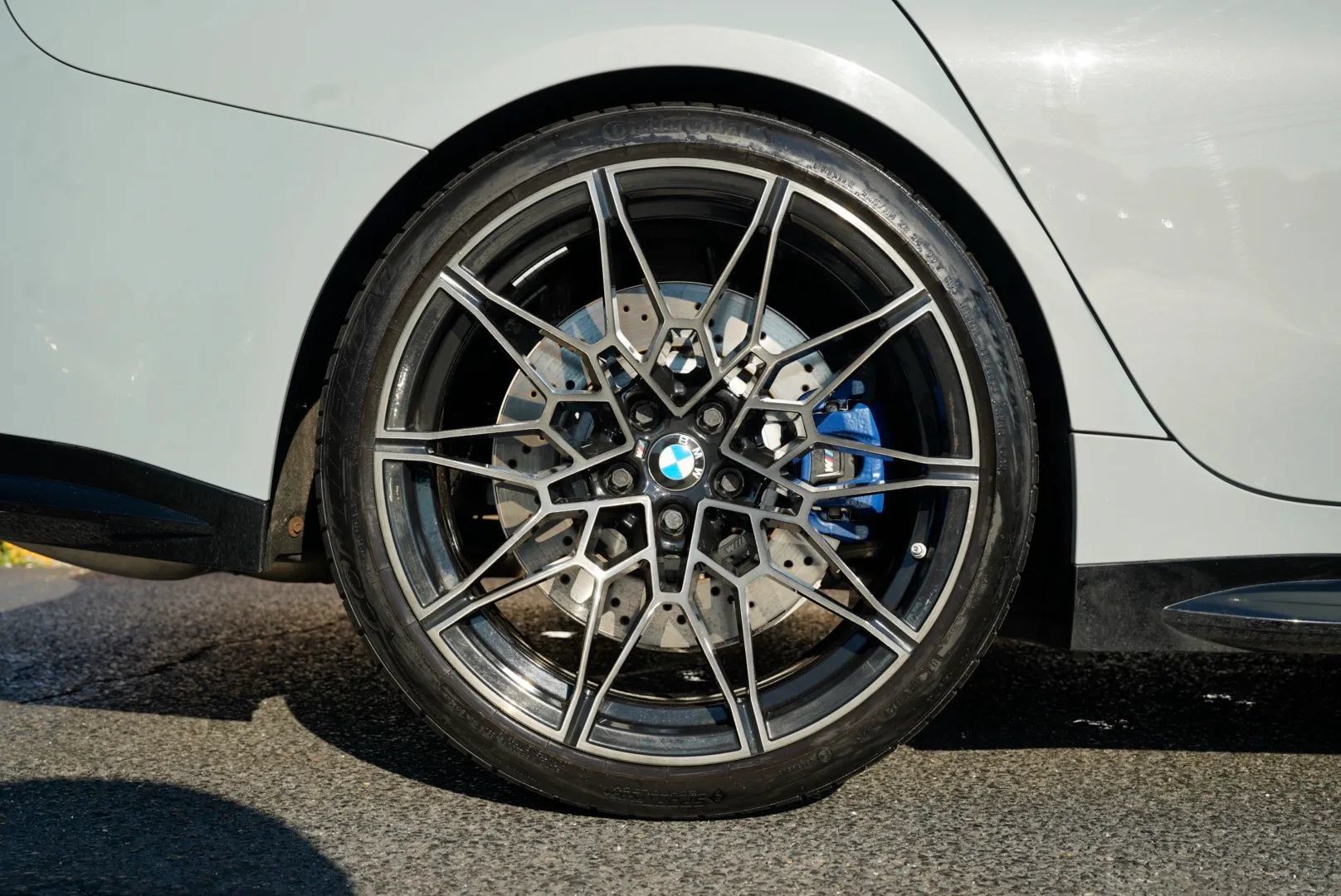 Used 2021 BMW M3 Competition w/ M Carbon Exterior Package RWD image 28