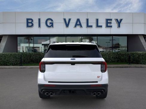 New 2026 Ford Explorer ST w/ Sun And Sound Package image 5