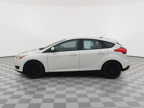 Used 2015 Ford Focus SE FWD image 22