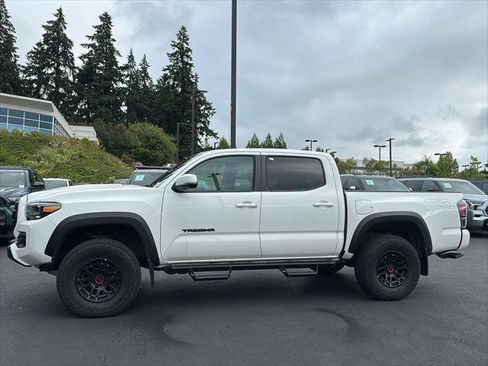 Certified 2023 Toyota Tacoma TRD Pro AWD/4WD image 2