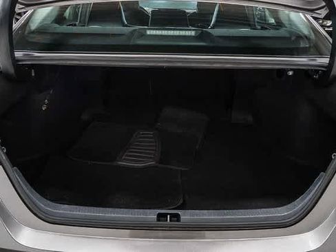 Used 2021 Toyota Camry SE image 28