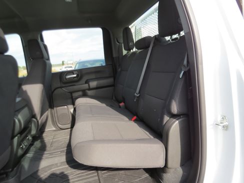 Used 2025 Chevrolet Silverado 2500 W/T w/ WT/CX Safety Package image 20