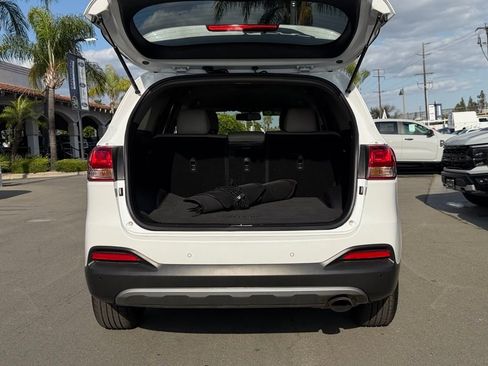 Used 2017 Kia Sorento EX FWD image 10