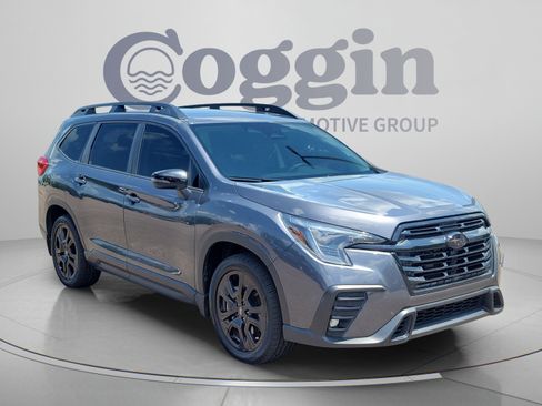Used 2023 Subaru Ascent Onyx Edition AWD/4WD image 7