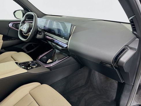 Used 2025 BMW X3 xDrive30i w/ Convenience Package image 28