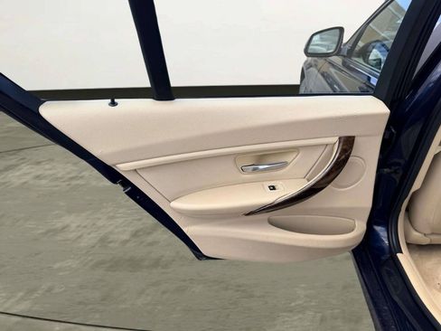 Used 2013 BMW 328i xDrive Sedan AWD/4WD image 22