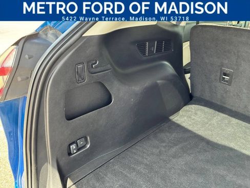 Used 2024 Ford Edge Titanium AWD/4WD image 39