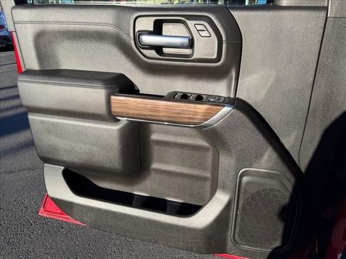 Used 2021 Chevrolet Silverado 1500 LT Trail Boss image 14