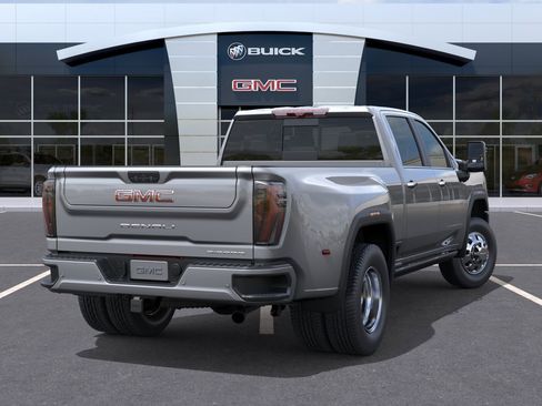 New 2026 GMC Sierra 3500 Denali w/ Denali Reserve Package AWD/4WD image 4