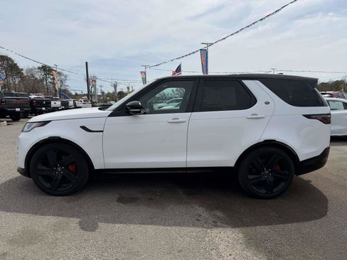 Used 2023 Land Rover Discovery HSE R-Dynamic AWD/4WD image 32