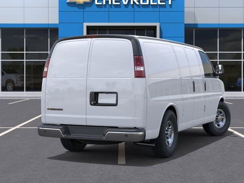 New 2026 Chevrolet Express 3500 w/ Driver Convenience Package RWD image 4