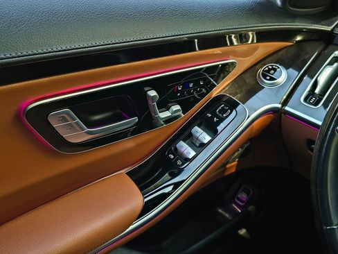 Used 2023 Mercedes-Benz S 500 4MATIC w/ AMG Line image 28