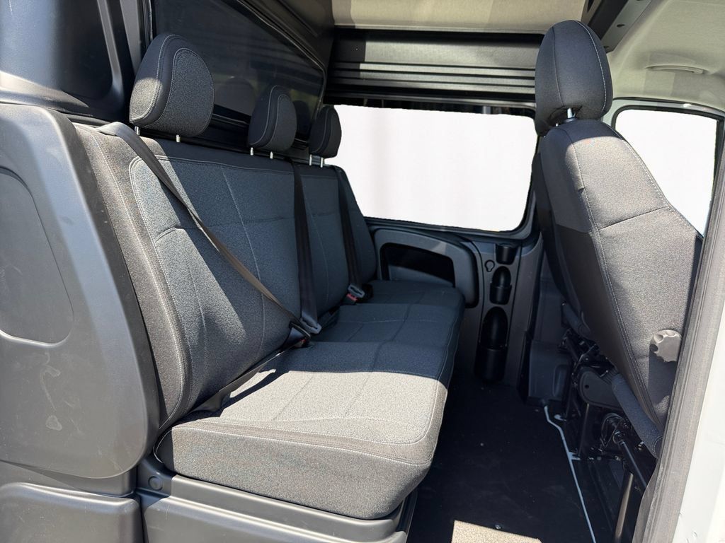 New 2026 RAM ProMaster 3500 w/ Crew Van Package FWD image 13