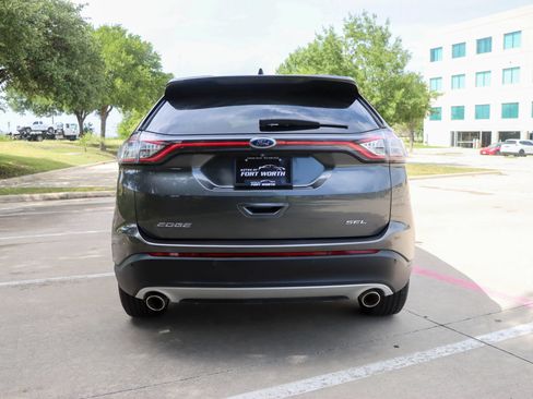 Used 2018 Ford Edge SEL w/ Equipment Group 201A FWD image 6