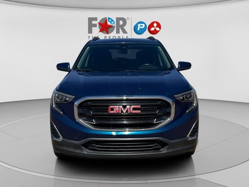 Used 2020 GMC Terrain SLE w/ Driver Convenience Package FWD image 8