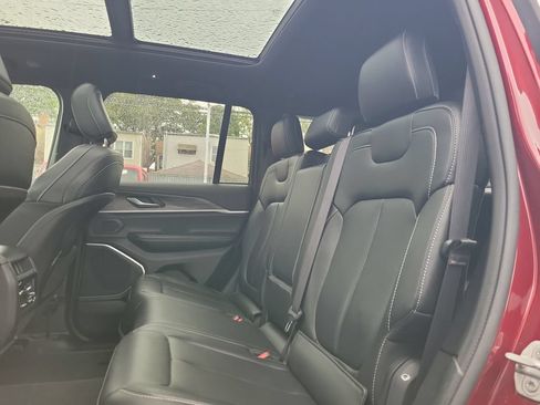 Certified 2024 Jeep Grand Cherokee Limited 4xe AWD/4WD image 9
