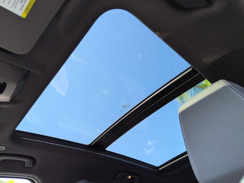 Used 2025 BMW X1 xDrive28i w/ Convenience Package image 27