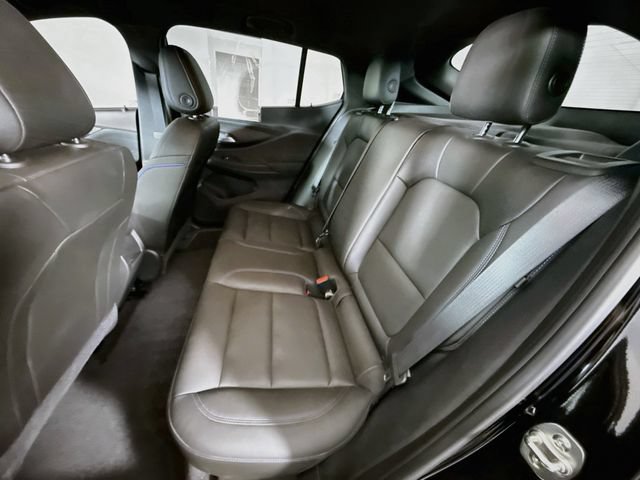 Used 2025 Buick Envista Sport Touring w/ Convenience I Package FWD image 24
