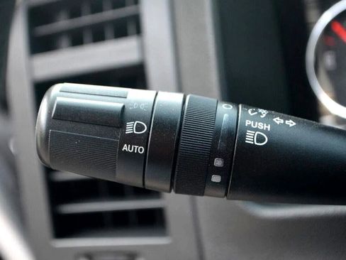 Used 2012 Jeep Liberty Sport RWD image 33