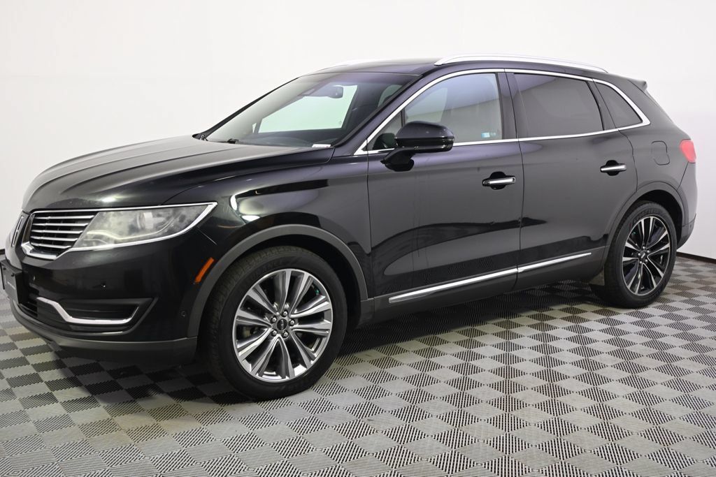 Used 2016 Lincoln MKX Reserve w/ Technology Package AWD/4WD image 2