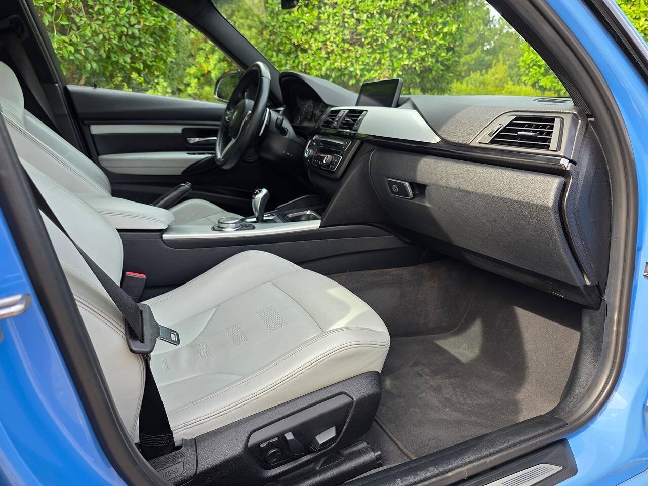 Used 2015 BMW M3 RWD image 34