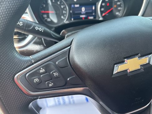 Used 2019 Chevrolet Equinox LT AWD/4WD image 12