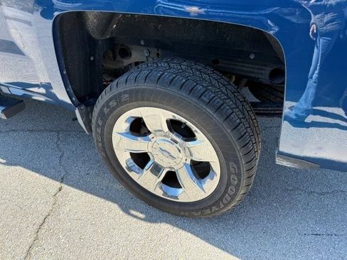 Used 2017 Chevrolet Silverado 1500 LTZ w/ Sport Package image 7