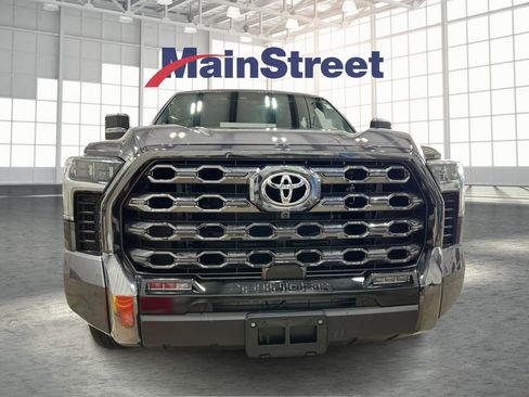 Used 2024 Toyota Tundra Platinum AWD/4WD image 8