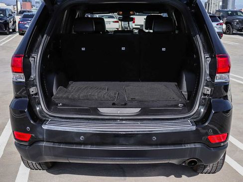 Used 2022 Jeep Grand Cherokee Laredo X AWD/4WD image 27
