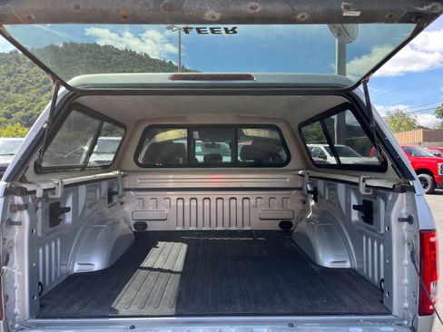 Used 2016 Ford F150 XLT w/ Equipment Group 302A Luxury AWD/4WD image 8