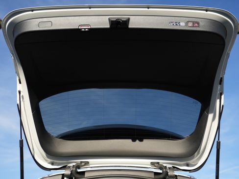 New 2026 Mercedes-Benz GLC 300 4MATIC image 18