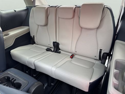New 2026 Kia Carnival SX Prestige FWD image 25