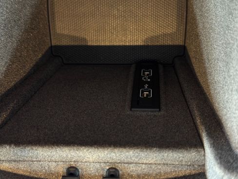 Used 2016 Mercedes-Benz GLE 350 4MATIC image 30