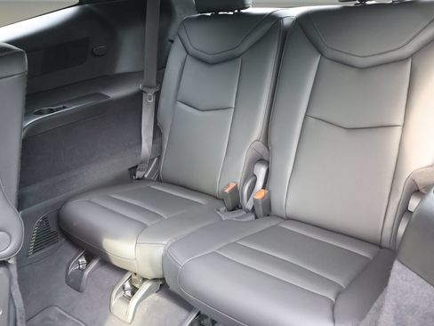 Certified 2024 Cadillac XT6 Premium Luxury FWD image 12