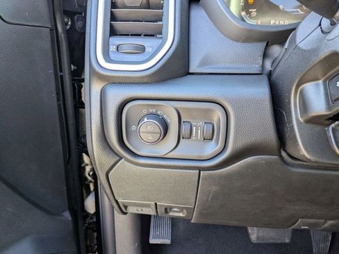 New 2026 RAM 2500 Laramie AWD/4WD image 16