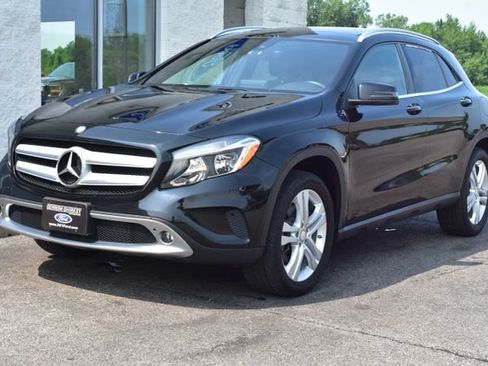 Used 2017 Mercedes-Benz GLA 250 4MATIC image 14