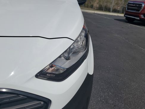 Used 2023 Ford Transit Connect XL image 3