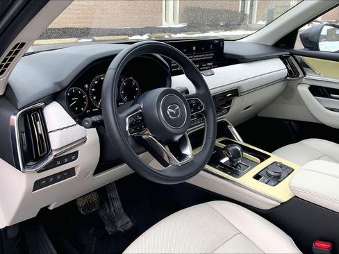 Used 2024 MAZDA CX-90 3.3 Turbo S w/ Premium Plus image 18