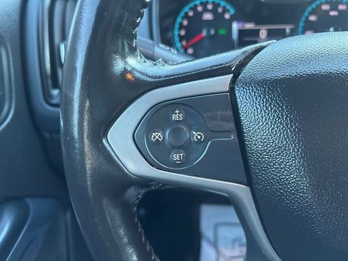 Used 2017 Chevrolet Colorado Z71 image 15