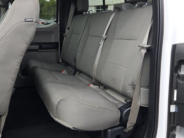 Used 2015 Ford F150 XLT w/ Equipment Group 302A Luxury AWD/4WD image 18