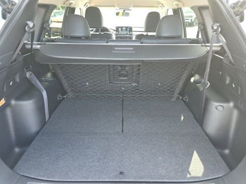 Used 2024 Mitsubishi Outlander SE image 25