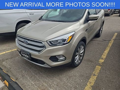 Used 2017 Ford Escape Titanium AWD/4WD image 3