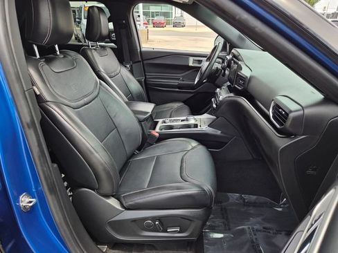 Used 2020 Ford Explorer ST w/ ST Street Pack AWD/4WD image 18